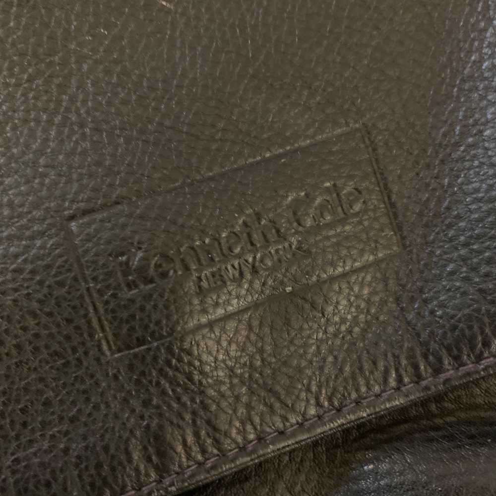 Kenneth Cole leather cross body bag